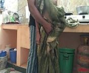 भारतीय नौकरानी गड़बड़ द्वारा घर मालिक from telugu panimanishi bedroom house owner sleep sex