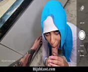 Hijab Wife Caught Cheating on Her Husband - Hijablust from husband caught her wife cheating mp4