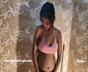 beautiful young indian girl in shower masturbation from india school grli se