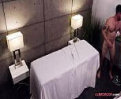 Double massage secret! - Valentina Nappi, Lauren Phillips from double paneteration valentina nappi