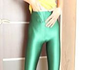 Russian Girl Sasha Bikeyeva -Her urine through green leggings from shiny legging