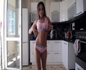 sport girl show body from diffgirl oksanafedorova