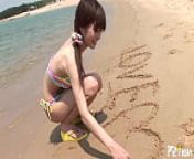 Skinny Japanese chick enjoys having a photoshoot on the beach from 本多ぽこ 実写