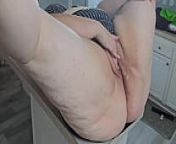 I accidentally pee inside the neighbors bath tub, then he eat and filled my pussy with his big cum load (hot kinky SSBBW Hijab Milf pissing) Black Cock from pee eat fills