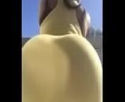 Booty clap and Twerk in yellow dress low from 日韩直播黄色福利tj749 com xqw