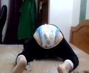 Transgirl Humping in Diapers Until Cumming with Vibrator from suhsgraat addult