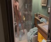 Stepmom tests if I'm gay from hotel blowjob with hot stepmom