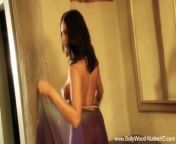 Dancing And Loving Her Indian Beauty from bollywood female katrina nude
