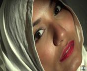 Beautiful Eyes White Hijab Arab Girl from indian girl smoking hookah