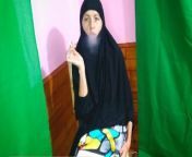 Shameless Afghan Muslim wife Smoking from afghan muslim